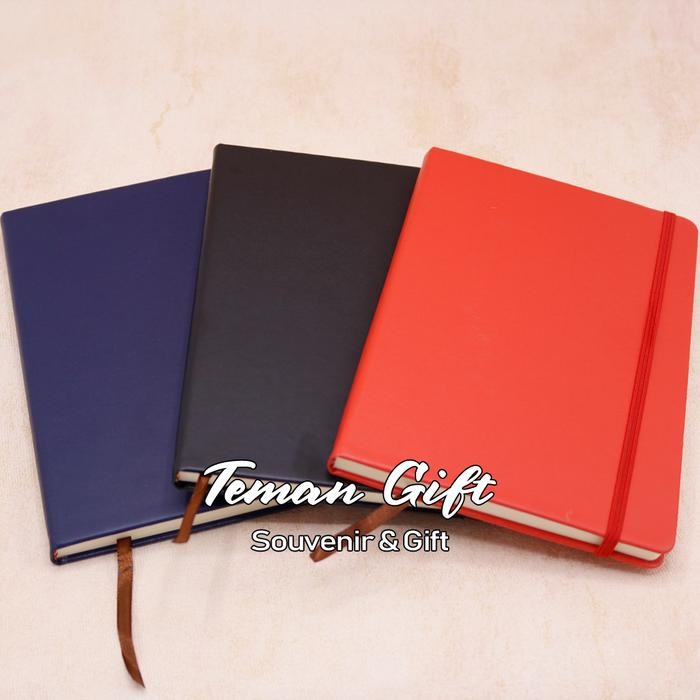 

Classic Notebook A5 Buku HardCover Agenda Hard Cover Custom Logo Nama AK 01