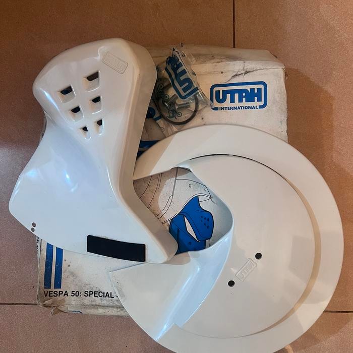 (TERLARIS) Wheel cover Utah for smallframe vespa (TERBAIK) (TERBARU) (TERMURAH)