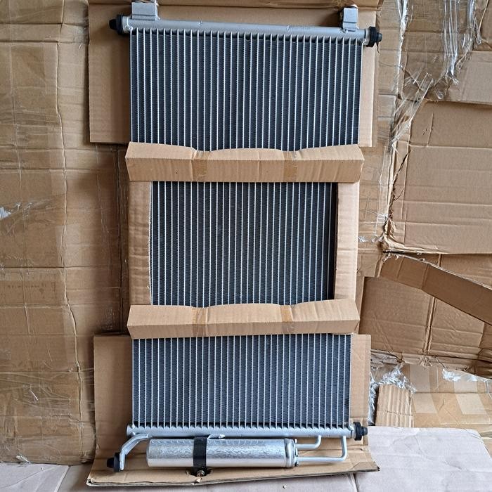 Kondensor Condensor Ac Mobil Nissan Livina/Nissan Juke