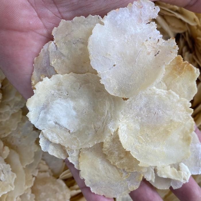 

Emping Melinjo sortiran Food Makanan Snack Cemilan Crispy Keripik Goreng