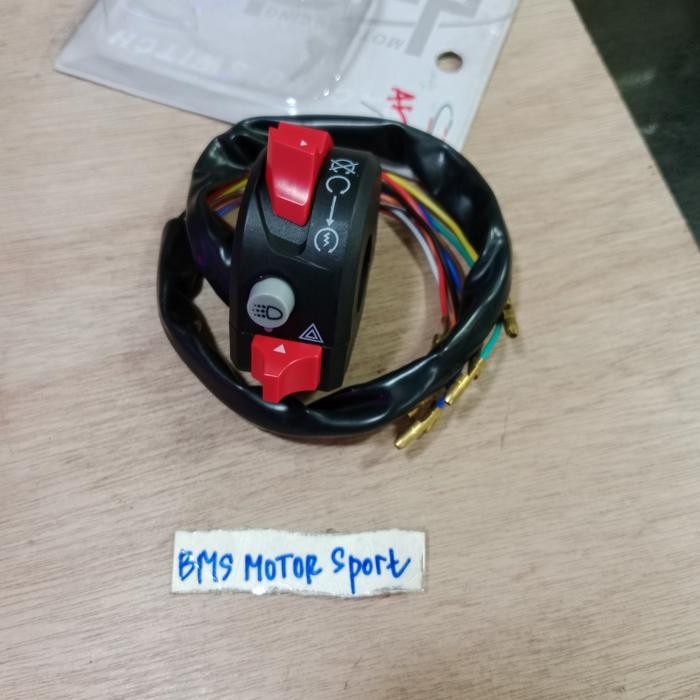 SAKLAR DOMINO UNIVERSAL/SAKLAR KANAN DOMINO UNIVERSAL