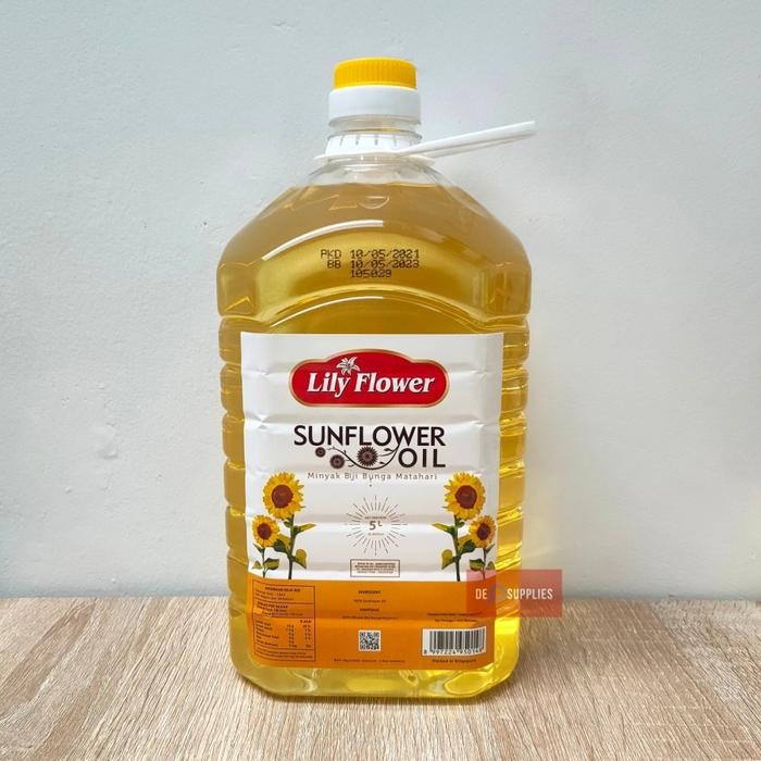 

Lily Flower Minyak Sunflower Oil 5L - Sun Flower Minyak Biji Bunga Matahari 5 L Singapore Minyak