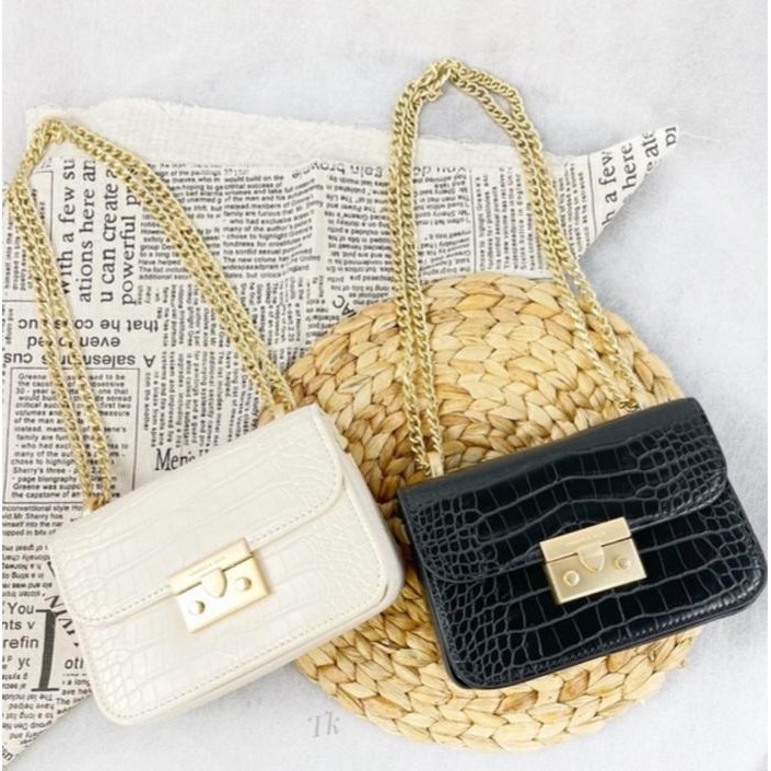 

EK604 Tas Selempang Wanita Model Croco dengan Tali Rantai FREE ONGKIR