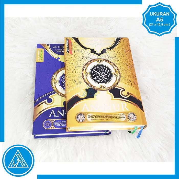 

SALE !!! ALQURAN AN NUR PANDUAN TAJWID WARNA, ANGKA ARAB, TERJEMAH DAN TRANSLITERASI UKURAN A5