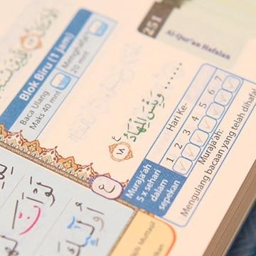 

SALE !!! AL QURAN HAFALAN NON TERJEMAH TAJWID WARNA AL HAFIDZ A5 METODE 3 BLOK GRATIS KALAM READYY
