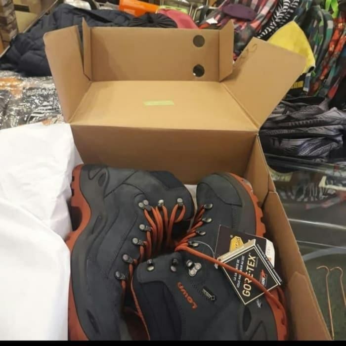 Sepatu Lowa Renegade Gtx Mid Gorotex Vibram Terlaris