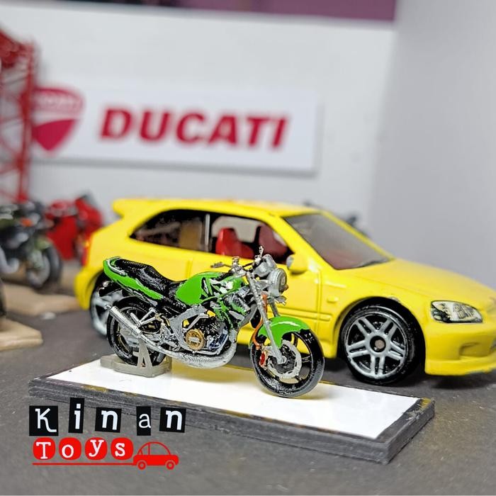 Miniatur Motor Kawasaki Ninja Ss Untuk Diecast Skala 1:64 Diorama Hotwheels,Mini Gt,Matchbox,Tarmac