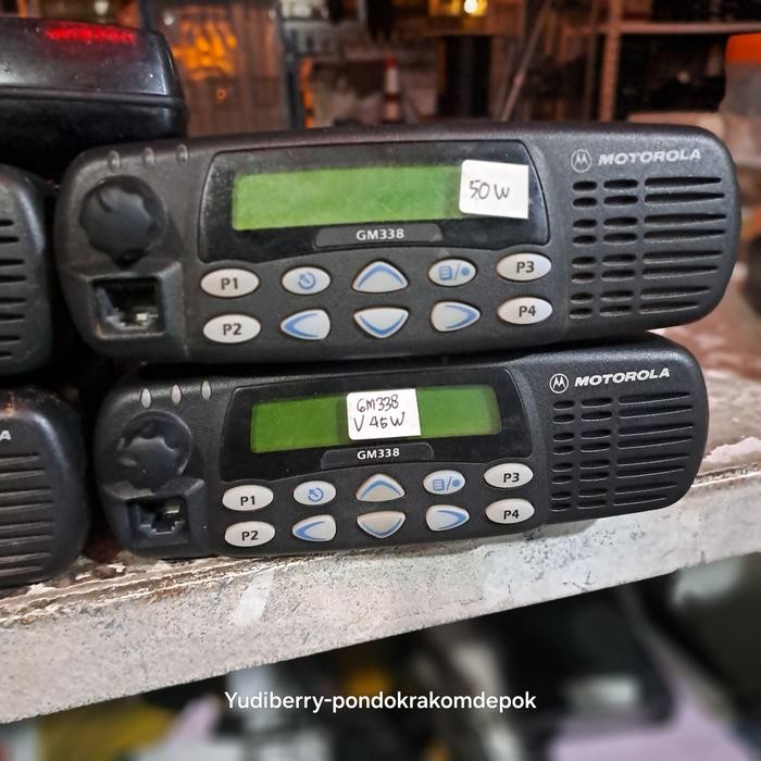 RIG MOTOROLA GM338 VHF VERSI 45 WATT NORMAL MOTOROLA GM 338 FREKUENSI VHF DI JAMIN NORMAL POWER