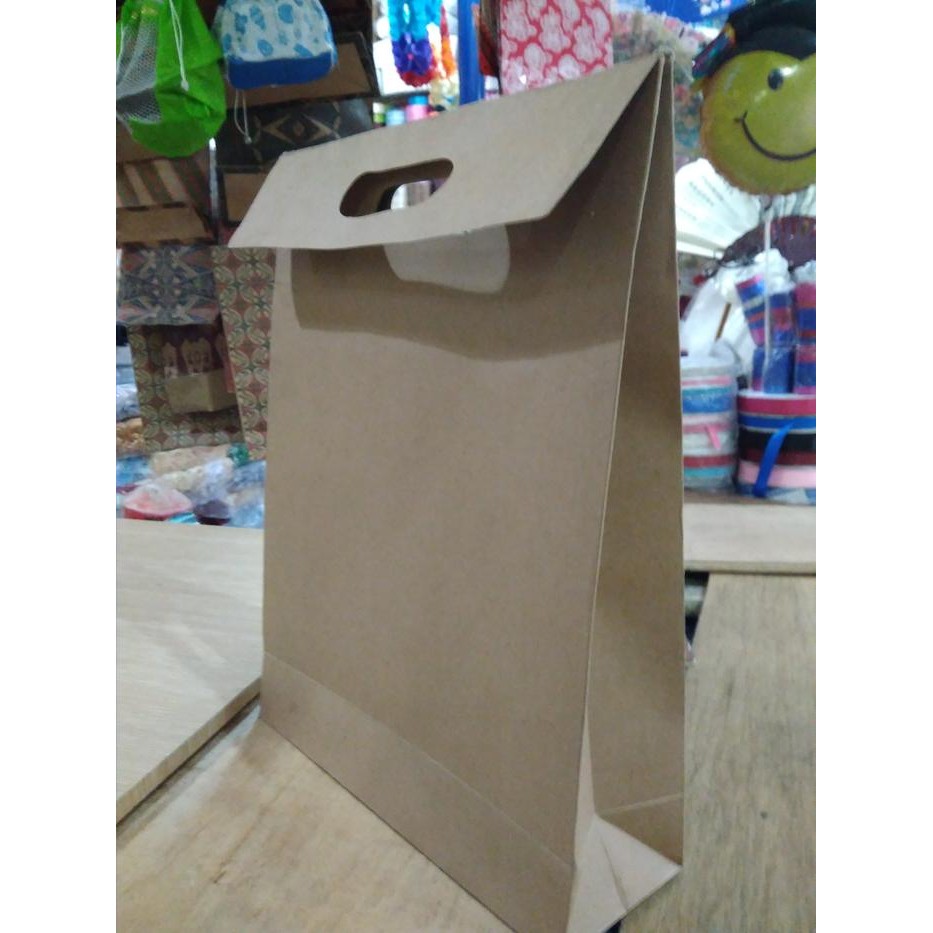 

SARI Paper Bag Amplop Xl Polos Laris Manis Isi 12Pcs