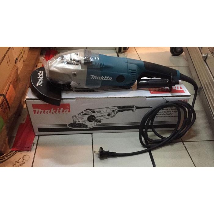 Makita Gerinda Tangan 7" Makita GA 7020