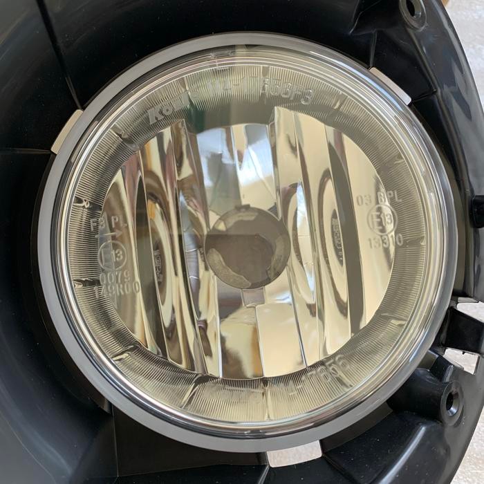 Lampu fog lamp kabut kiri daihatsu ayla original