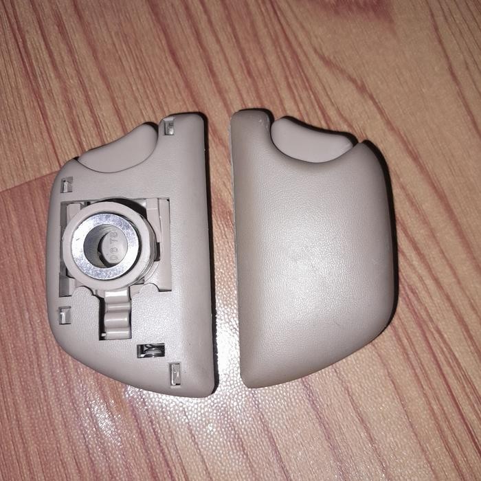 cover tutup seat belt tutup sabuk pengaman toyota innova fortuner