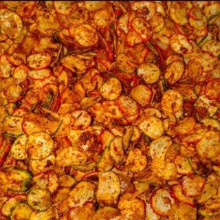 

HOT (PROMO) TERLARIS POPULER 250GR SEBLAK KERING PEDAS DAUN JERUK/KERUPUK SEBLAK