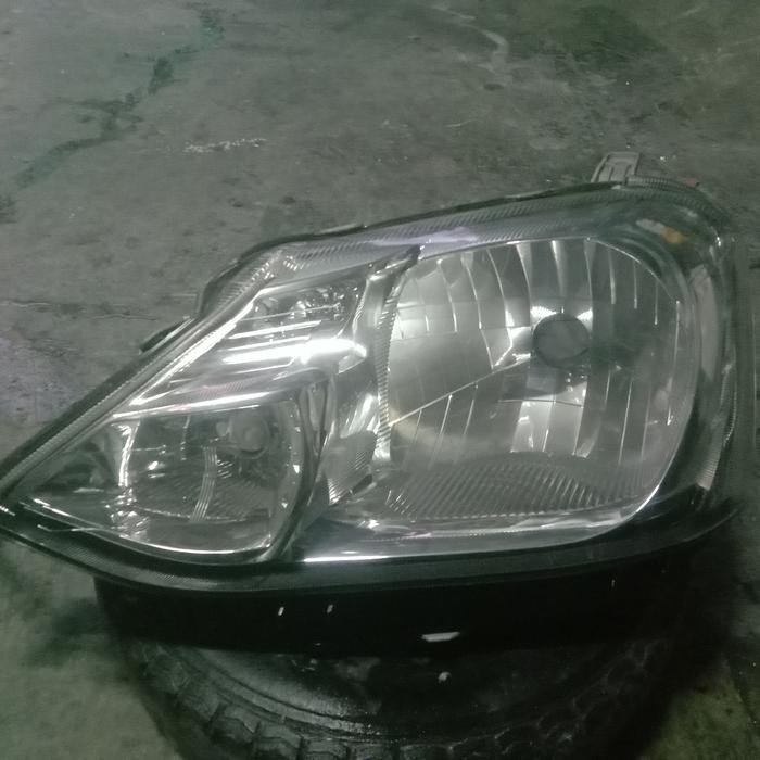 Headlamp/Lampu Depan Etios Laik Pakai