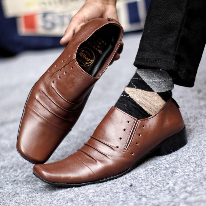 Sepatu Kantor Pria Kulit Asli Premium Pantofel Lancip Original Cevany