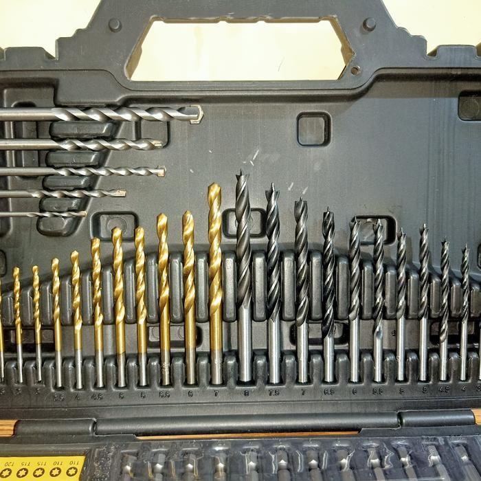 Mata Bor STANLEY dan Mata Obeng STA88548 Stanley 100Set