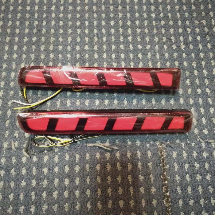 Hemat Lampu Led Reflektor Bemper Belakang Mobil Rush 2011-2017 Terlariss 