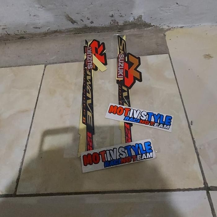 striping suzuki skywave nr 2 hitam