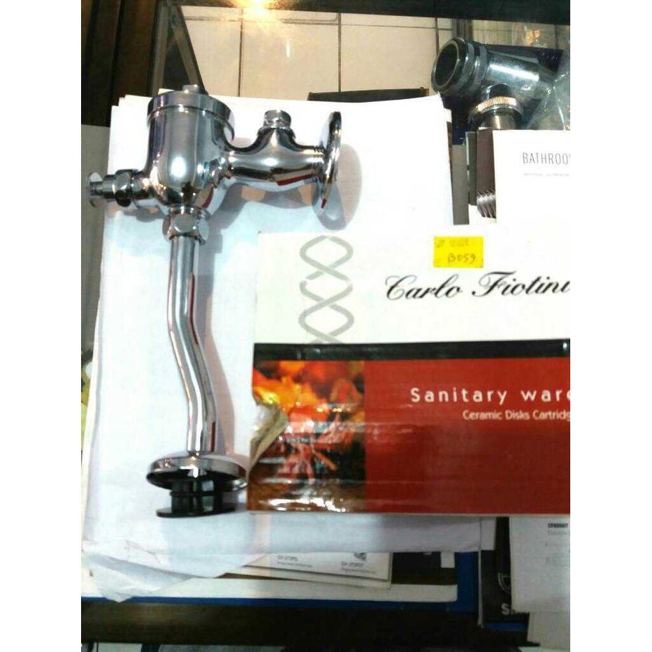 Kran Urinal Kloset Carlo Fiotini