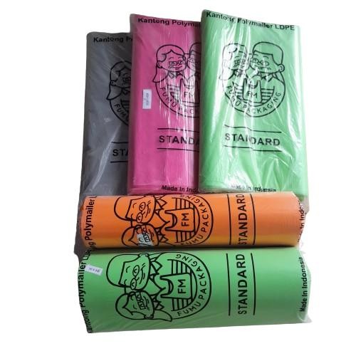 

POLYMAILER 30X40 WARNA PLASTIK PACKING KANTONG PEREKAT POLIMER KURIR COURIER BAG KODE 719