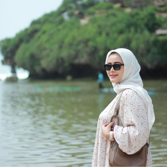 Paket Isi 2 Gamis Polos Motif Wanita Busui By Mdhomefashion