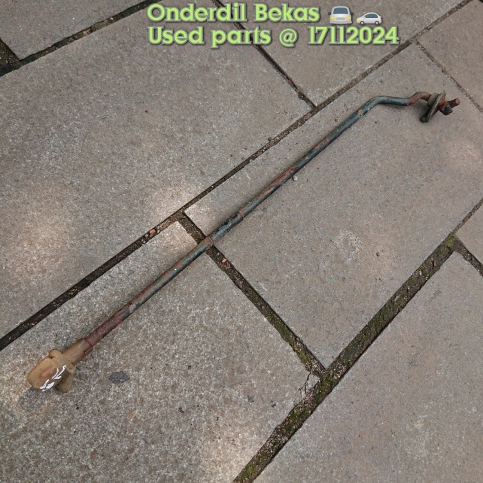 tiang kap mesin toyota starlet kotak ep71