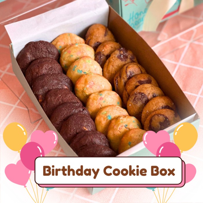 

BIRTHDAY COOKIES GIFT BOX IDE KADO ULANG TAHUN KUE KERING SOFT BAKED KODE 895