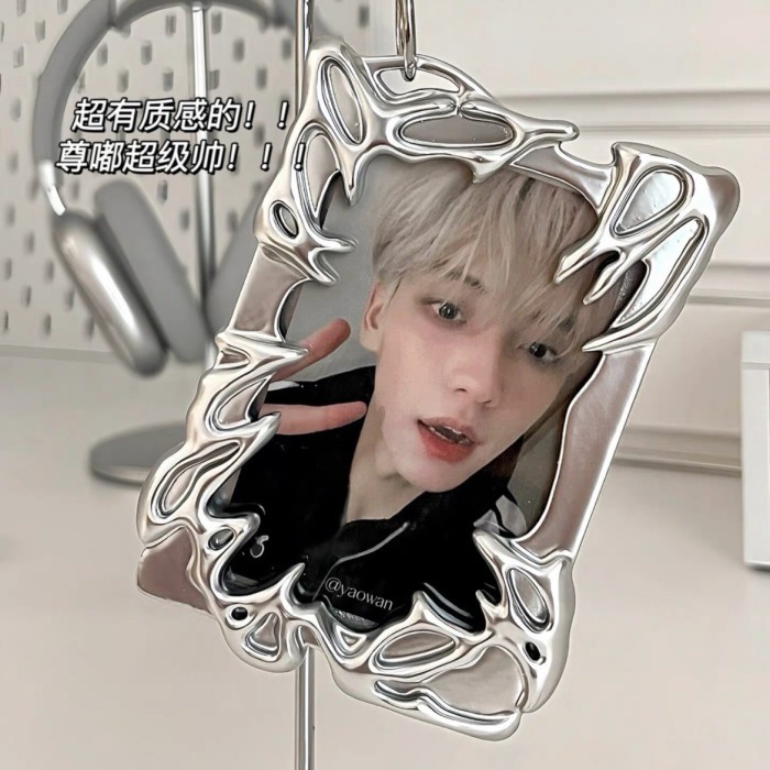 

Photo Card / Card Holder Silver Aesthetic Cahol Kode 249