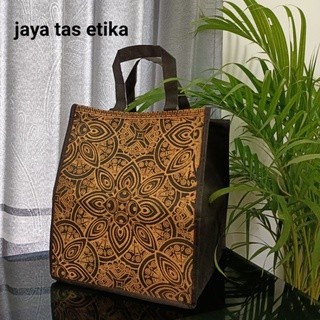 

Flashshow TERMURAH TAS PITA CANGKLONG MOTIF BATIK UK 22X22