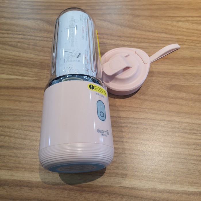 DEERMA NU05 PORTABLE REARGEABLE NI JUICE BLENDER