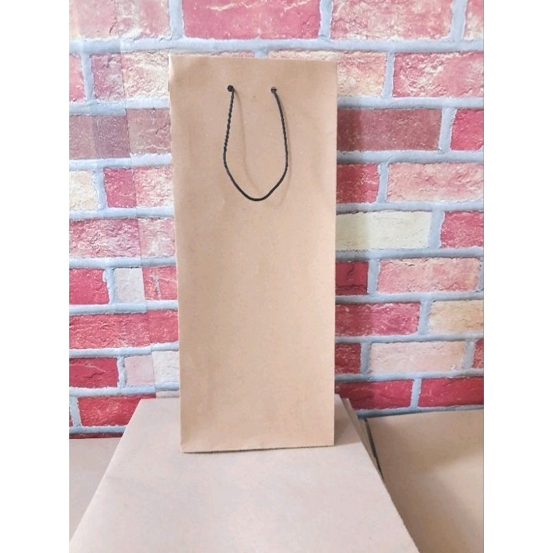 

Paper Bag Coklat Polos Ukuran 12x5x30 (paket 12pcs) |Tas Kertas |Tas Kado |Tas Souvenir |Paper bag Hampers