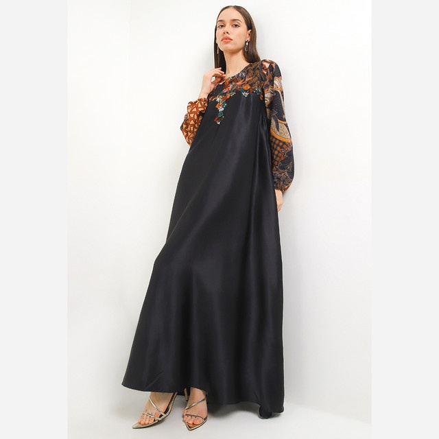 LUIRE by Raden Sirait Abaya Kemben Batik Wanita