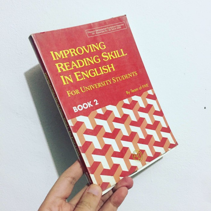 

Improving Reading Skill in English for University Students Book 2