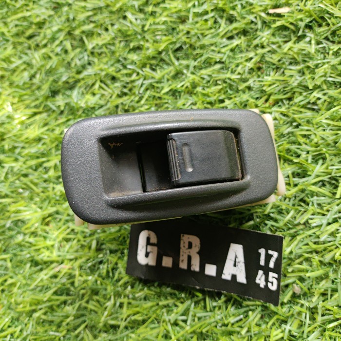 Switch Power Window Belakang Great Corolla Copotan