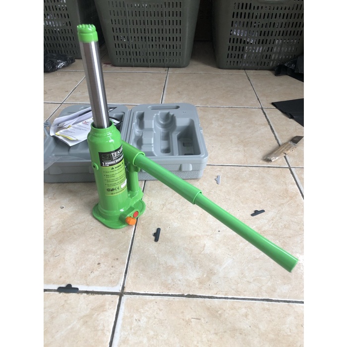 Ready DONGKRAK MOBIL HIDROLIK 2 TON / DONGKRAK BOTOL HIDROLIK 2 TON ORIGINAL