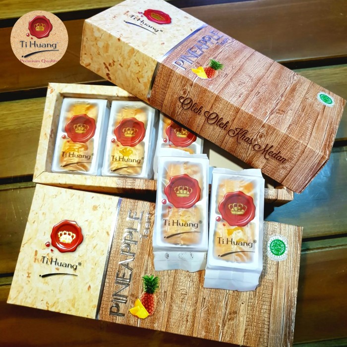 

Wdo - Ti Huang Taart Oleh - Oleh Khas Medan, Nastar Keju/Durian/Kaastengel