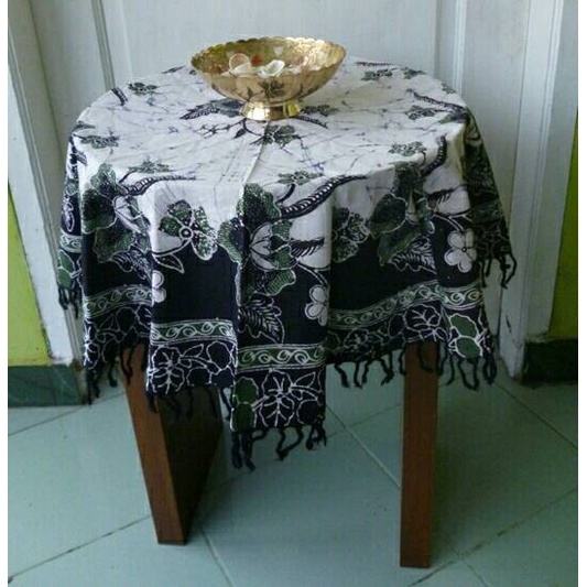 Coba Taplak Meja Bulat Batik Pekalongan Zuk2