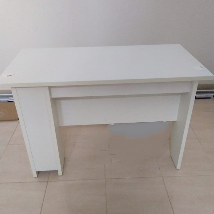 Meja Kerja Staff Admin Kantor Meja Komputer Gaming Putih Kaki Besi 120