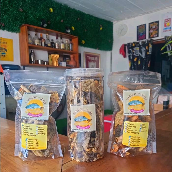 

Paket Snack Premium Kerupuk Kulit Ikan Salmon 2 Varian rasa 1 Original Toples Food Snacks