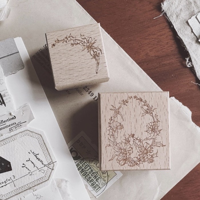 

Penny.fei In the Flowers Rubber Stamp