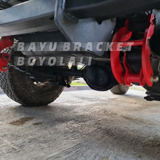 Anting Per / Spring Variasi Double Shackle Opel Blazer