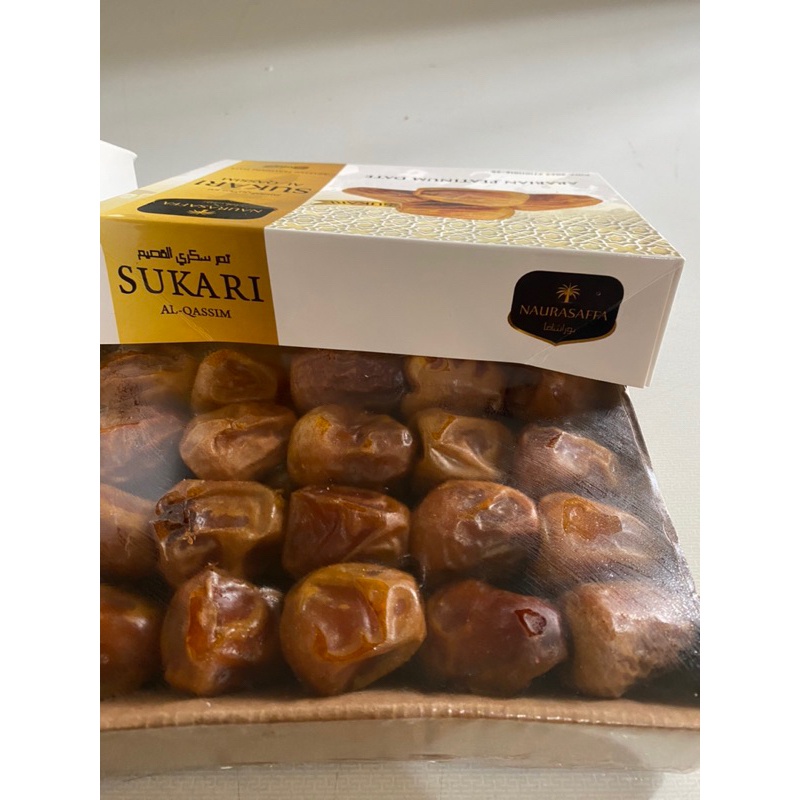 

KURMA SUKKARI NAURASAFFA KEMASAN 500 gram KURMA SUKARI KURMA PARA RAJA MANIS LEMBUT OLEH OLEH HAJI