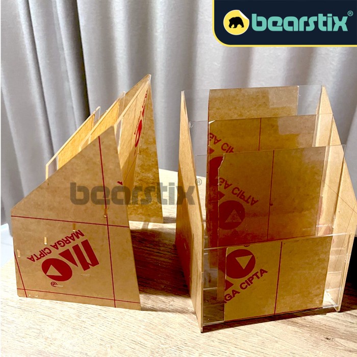 

BARANG TERLARIS Rak Brosur Susun Akrilik 3 Tingkat Flyer Holder Selebaran Counter Meja