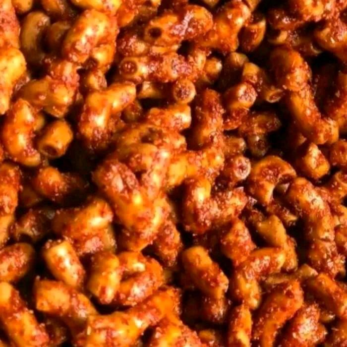 

1kg - makaroni bantat bumbu pedas daun jeruk 1kg / 500gr Food Snacks Kering