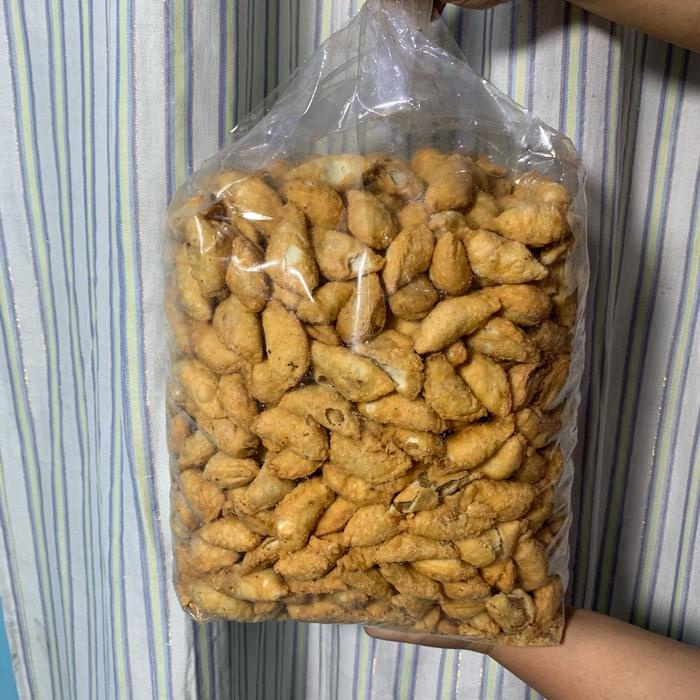 

SALE !!! 1 KG KEMASAN PASTEL MINI ISI ABON UDANG RASA GURIH DAN RENYAH MAKANAN FOOD READYY