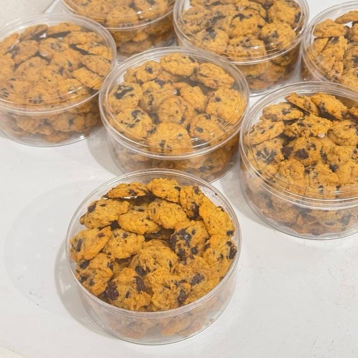 

DM - Kue Original Darkcoklat Ukuran Toples 450gram / Kue Chocochips Coklat / Kue Kering Coklat