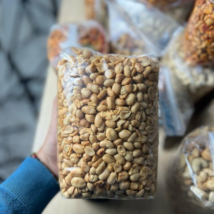 

Kacang bawang goreng asin bawang kacang tanah