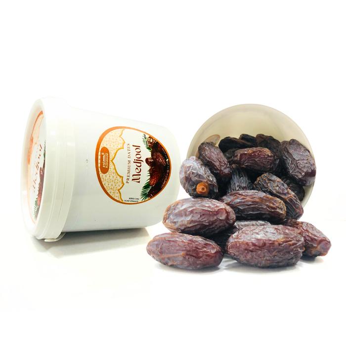 

Kurma Medjool Natural delights 850gr Ember Premium Palestin best Quality - Kurma Elshanum Food Snack