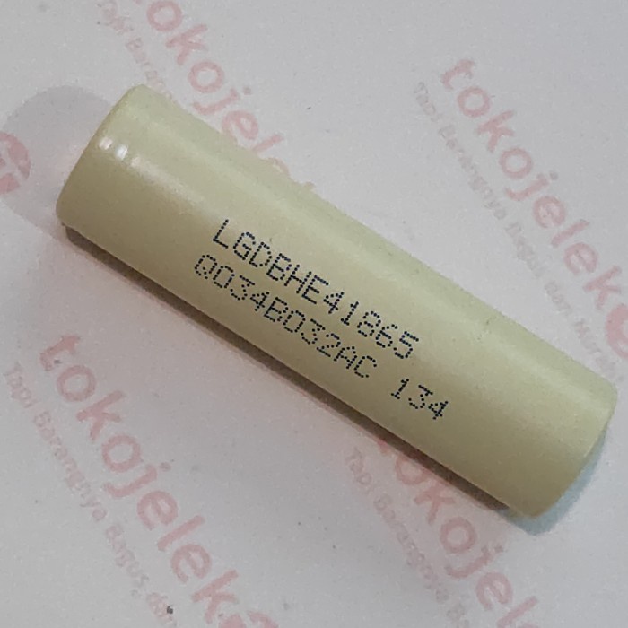 LG HE4 LGDBHE41865 2500mAh 20A, Baterai Li-ion 18650 Original Flat