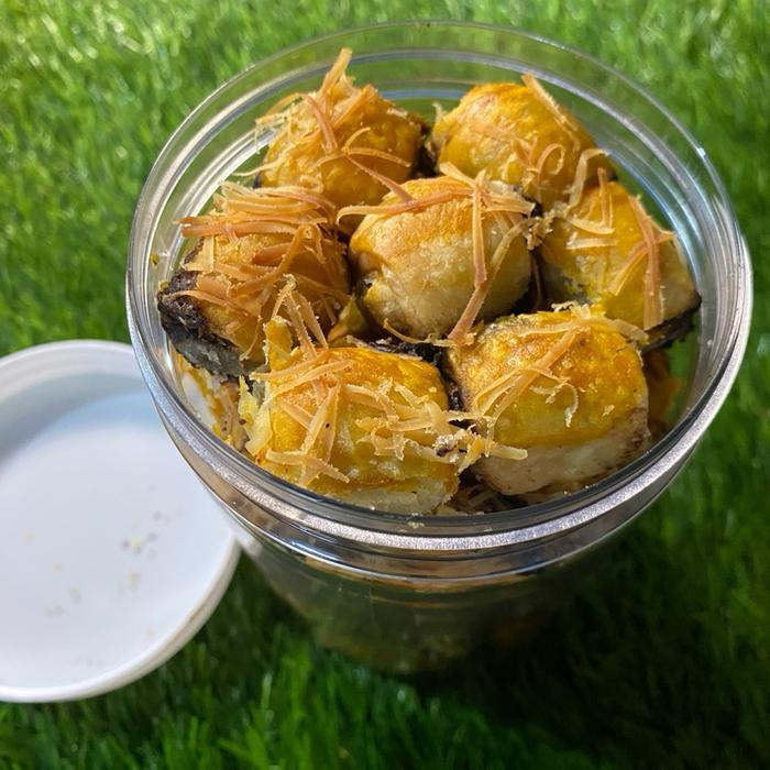 

Bolen Kering Mini kemasan toples Isi 800ml Bolen Coklat Food Snacks Chocolate Manis